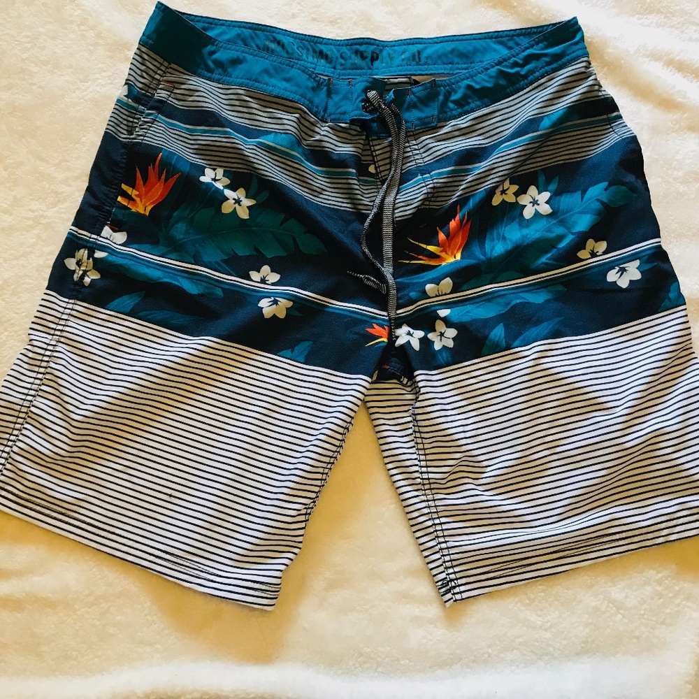 Men's Mossimo Board Shorts/ Swim size 38